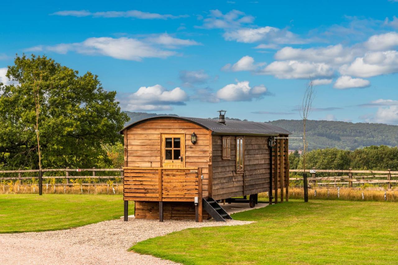 Appartamento Ashwood Shepherd Hut -Ockeridge Rural Retreats Worcester Esterno foto