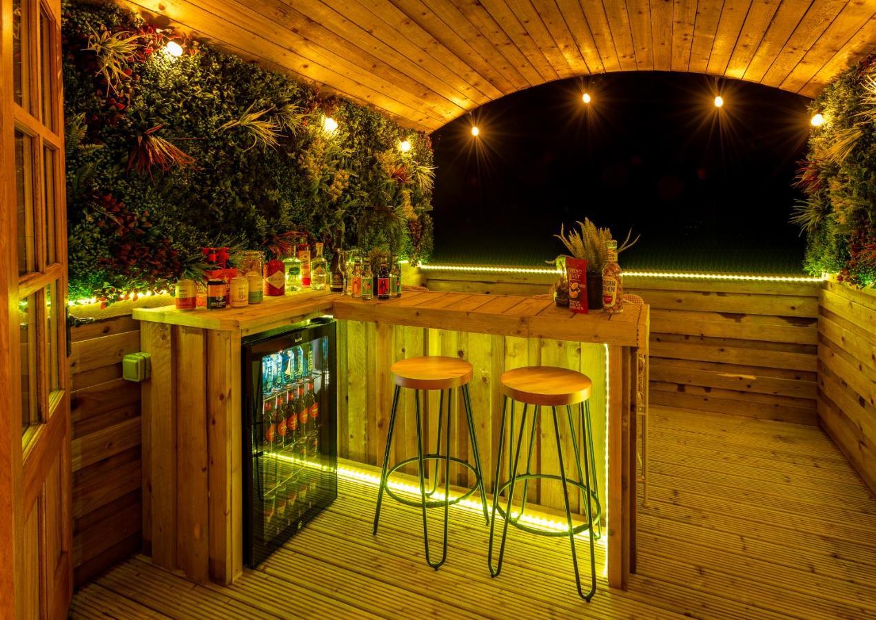 Appartamento Ashwood Shepherd Hut -Ockeridge Rural Retreats Worcester Esterno foto