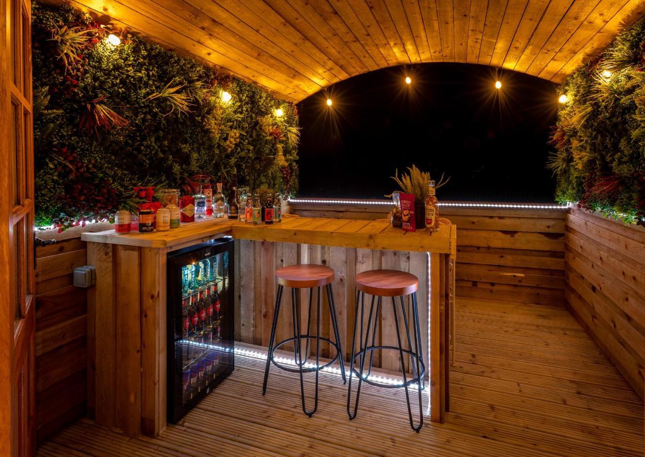 Appartamento Ashwood Shepherd Hut -Ockeridge Rural Retreats Worcester Esterno foto